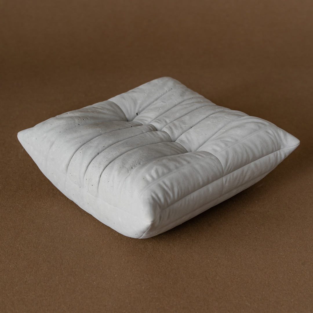 Togo Ottoman - Image 3